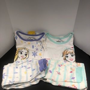 Girls Two Pair of Disney Pajamas, Size 5t Brand new with tags, Elsa and Anna